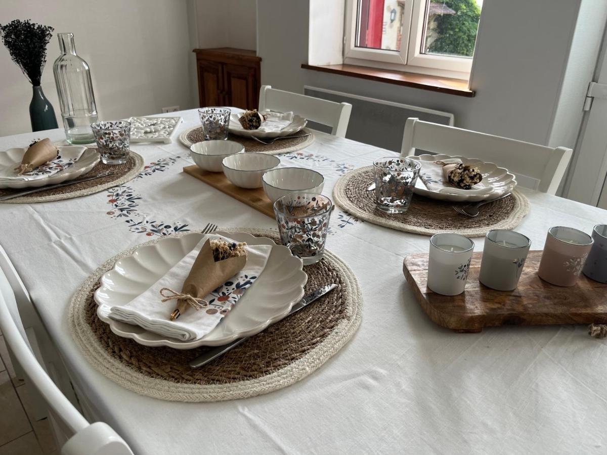 Arleuf Maison Au Coeur Du Morvan מראה חיצוני תמונה